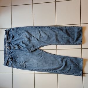 Wranglers  Stonewashed,  straight leg Blue jeans.